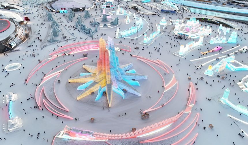 Dünyanın en büyük buz ve kar tema parkı 17 Aralık'ta Çin'in Harbin kentinde açılacak