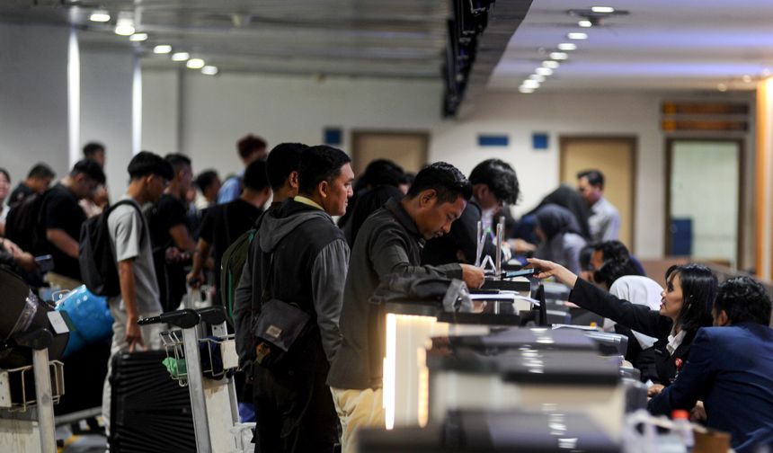 Endonezya'da yeni yıl tatili nedeniyle seyahatler yoğunlaştı