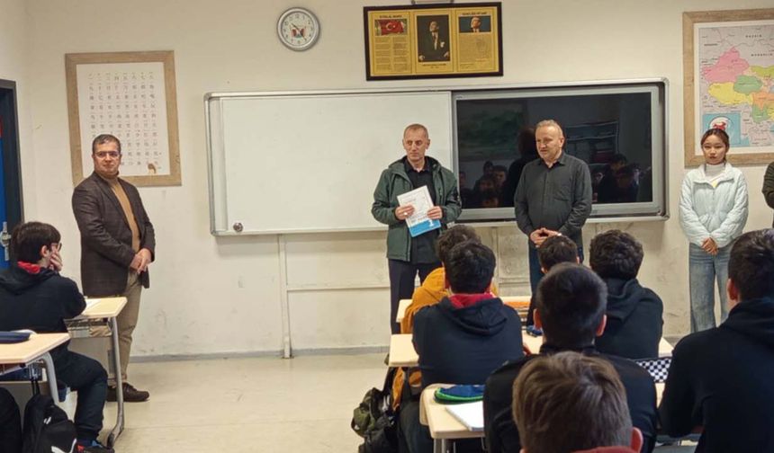 Çince Eğitimler "Kolay Çince" programı ile yaygınlaşıyor.