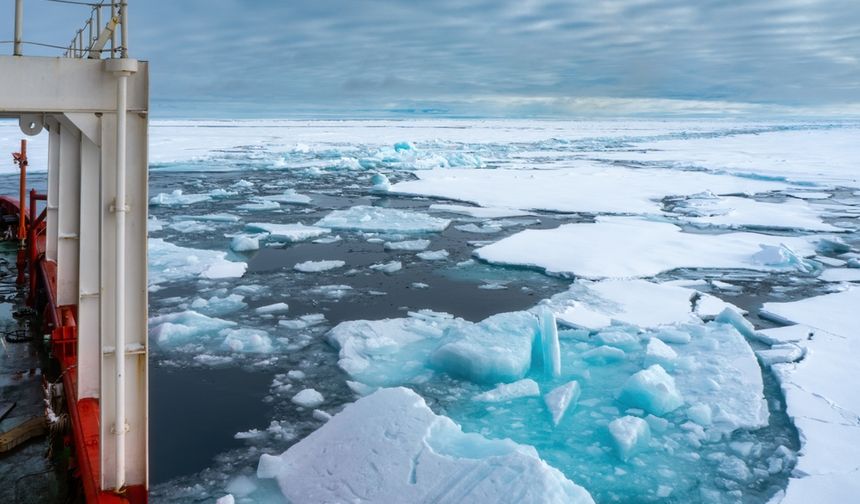 Kuzey Kutbu'ndaki yüzey hava sıcaklıkları 1900'den bu yana en yüksek seviyeye ulaştı