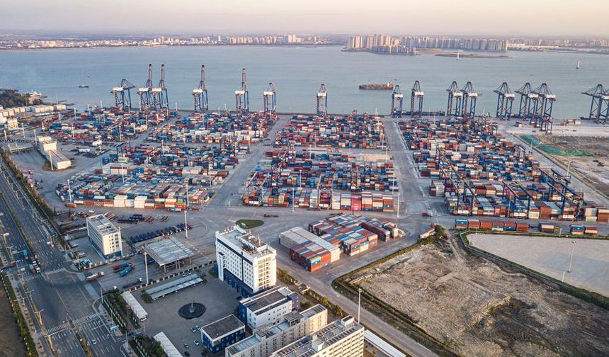 Xinhua Commentary: Milestone progress of Hainan Free Trade Port poised to boost open global economy