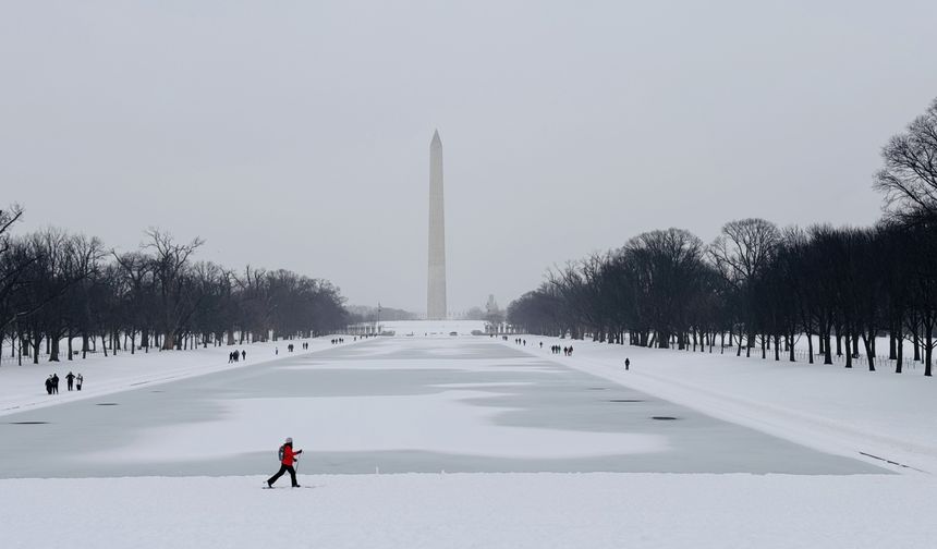 ABD'de yoğun kar yağışı günlük yaşamı olumsuz etkiledi