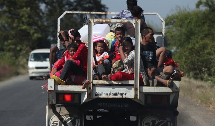 Ateşkes sonrası Kamboçyalı sivillerin evlerine dönüşü sürüyor