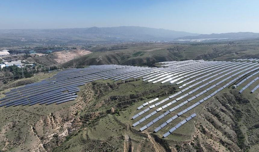 Çin'in Shanxi eyaletinde 2025'te yeni enerji üretimi 100 milyar kilovat-saati aşarak rekor kırdı