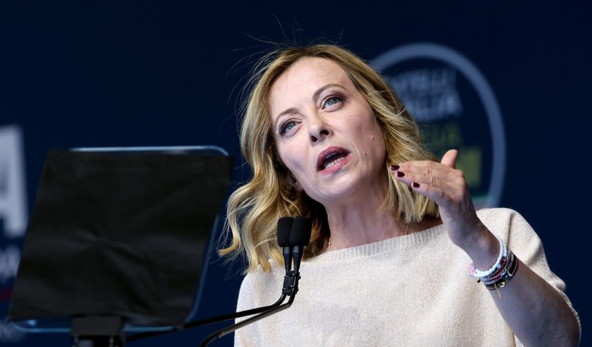 İtalya Başbakanı: ABD'nin Grönland nedeniyle vergi uygulama tehdidi bir hata