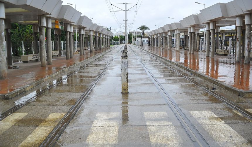 Tunus'ta son 75 yılın en şiddetli yağışı: En az 4 ölü