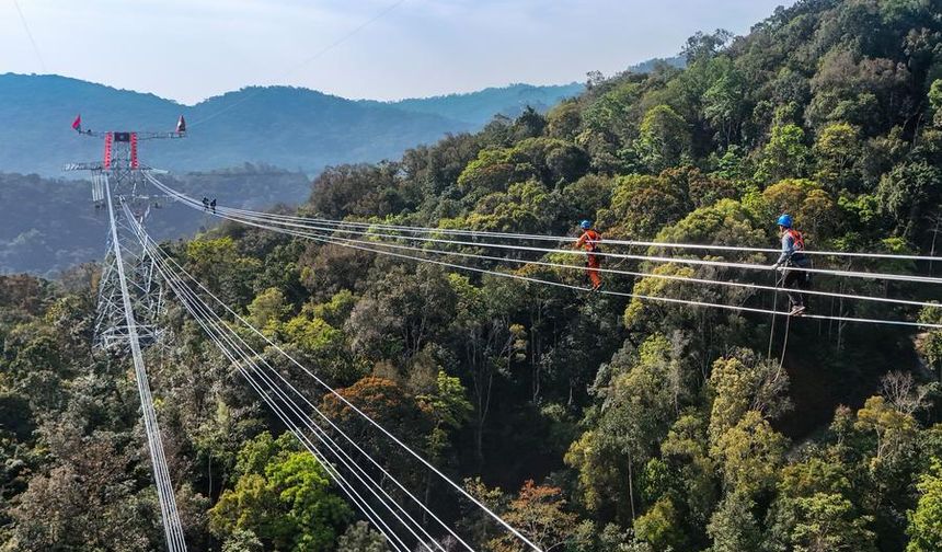 Çin-Laos ortak elektrik projesinde hat bağlantısı tamamlandı
