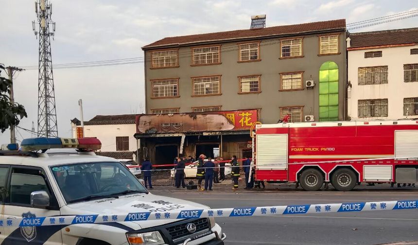 Çin'de havai fişek mağazasında patlama: 12 ölü