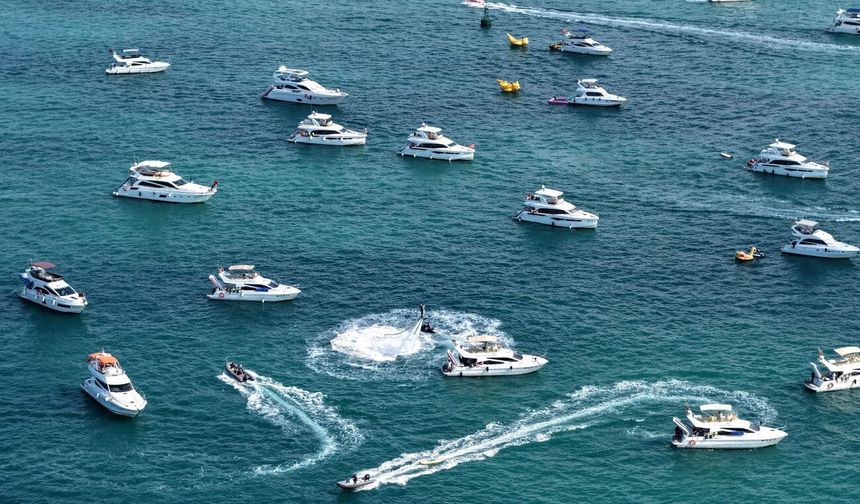 Çin'in Sanya kentinde Bahar Bayramı tatilinin ilk 6 gününde 7.000'den fazla yat gezintisi yapıldı