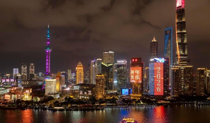 Çin'in Shanghai kentinde 2025 yılında günde 320'den fazla yeni teknoloji şirketi kuruldu