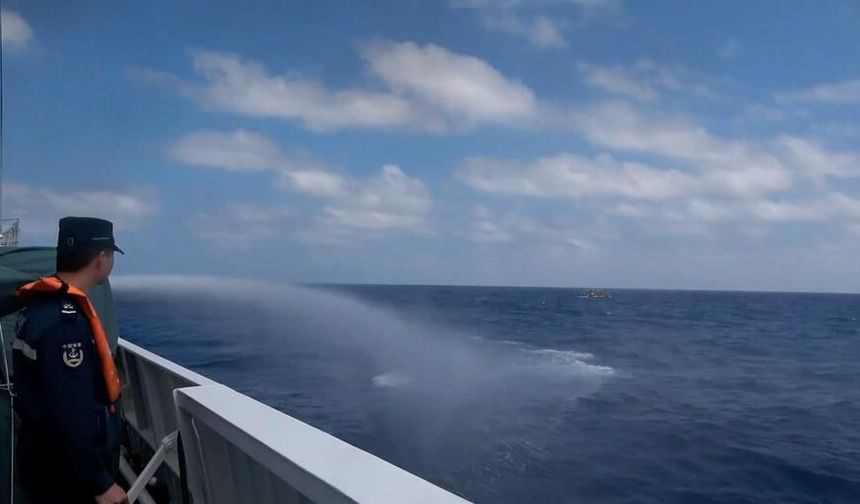 Çin Sahil Güvenliği: Huangyan Dao sularına izinsiz giren Filipinler'e ait gemiler uzaklaştırıldı