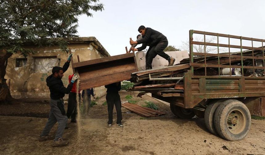 İsrail'in Batı Şeria'daki yerleşimlerini genişletme kararı Filistinlileri evlerini terk etmeye zorluyor
