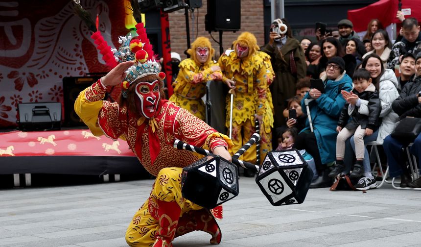 Londra'da Çin Yeni Yılı kutlamaları devam ediyor