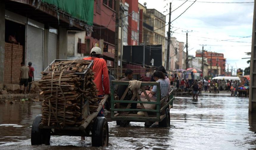 Madagaskar'daki kasırgada ölü sayısı 59'a yükseldi, 25.000'den fazla ev yıkıldı