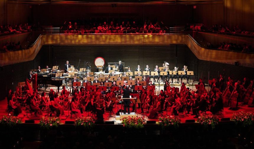 New York Filarmoni Orkestrası, Çin Yeni Yılı dolayısıyla konser verdi