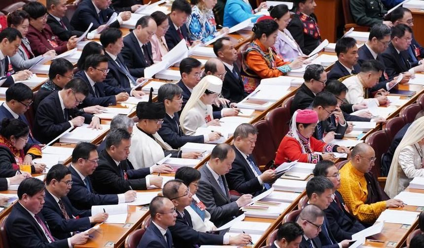 Çin hükümet raporu: Hegemonyacılığa ve güç siyasetine kararlılıkla karşı çıkacağız