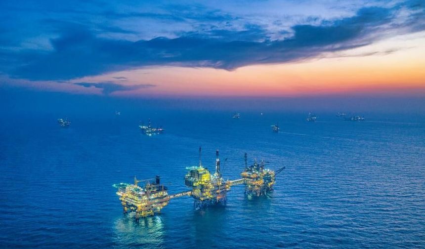 Çin Ulusal Açık Deniz Petrol Şirketi, 2025'te petrol ve doğalgaz üretiminde rekor kırdı