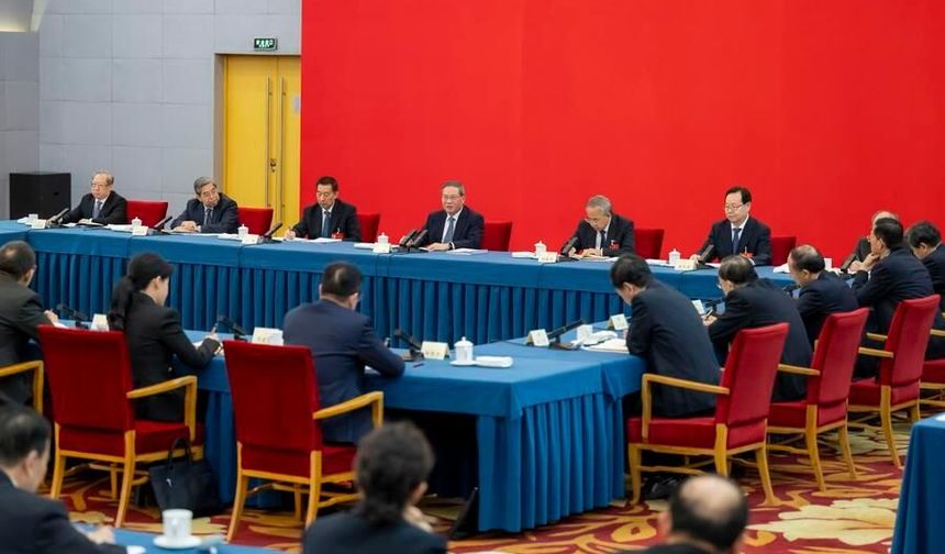 Çin'in üst düzey liderleri yıllık iki oturum kapsamındaki toplantılara katıldı