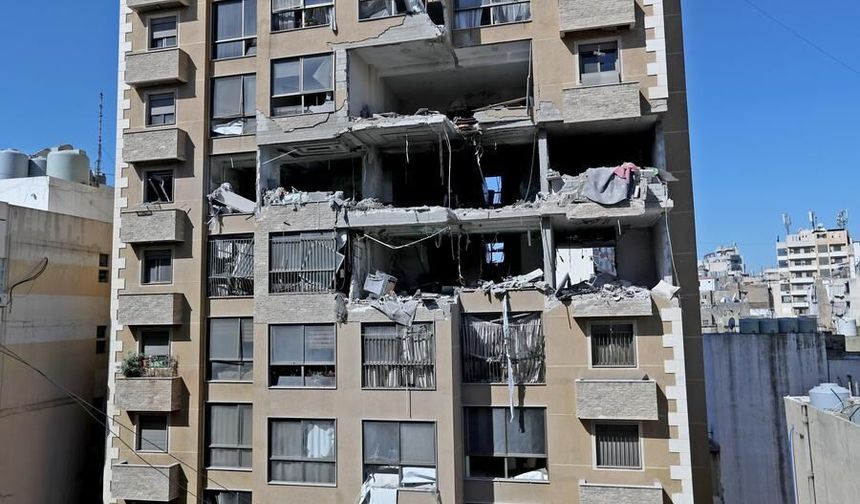 İsrail'den Lübnan'ın çeşitli bölgelerine hava saldırısı: En az 15 ölü, 24 yaralı