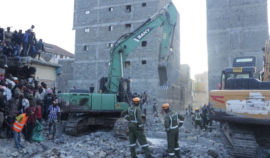 Kenya'nın başkenti Nairobi'de planlı yıkım esnasında bina çöktü: 4 ölü, 4 yaralı