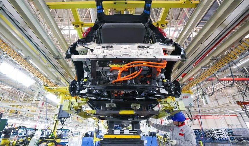 Rapor: Çinli otomobil üreticileri Japon rakiplerini geride bırakarak ilk kez küresel satışta lider oldu
