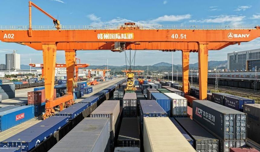 2026 Küresel Ticaret ve Yatırımı Teşviki Zirvesi 18 Mayıs'ta Çin'in başkenti Beijing'de düzenlenecek