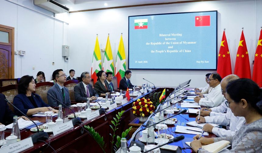 Çin Dışişleri Bakanı Wang, Myanmarlı mevkidaşı ile görüştü
