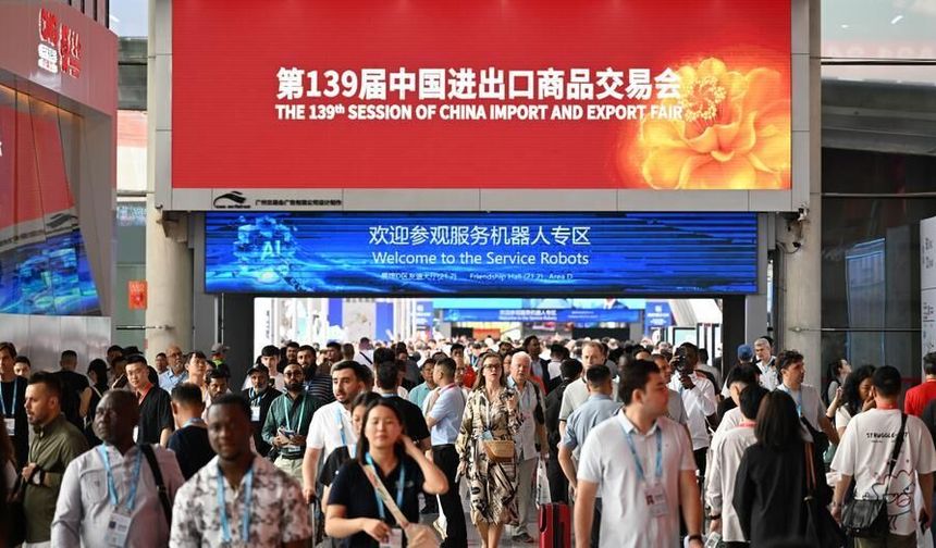 Çin'deki Kanton Fuarı'nda ilk kez kurulan drone alanları küresel alıcıların ilgisini çekti