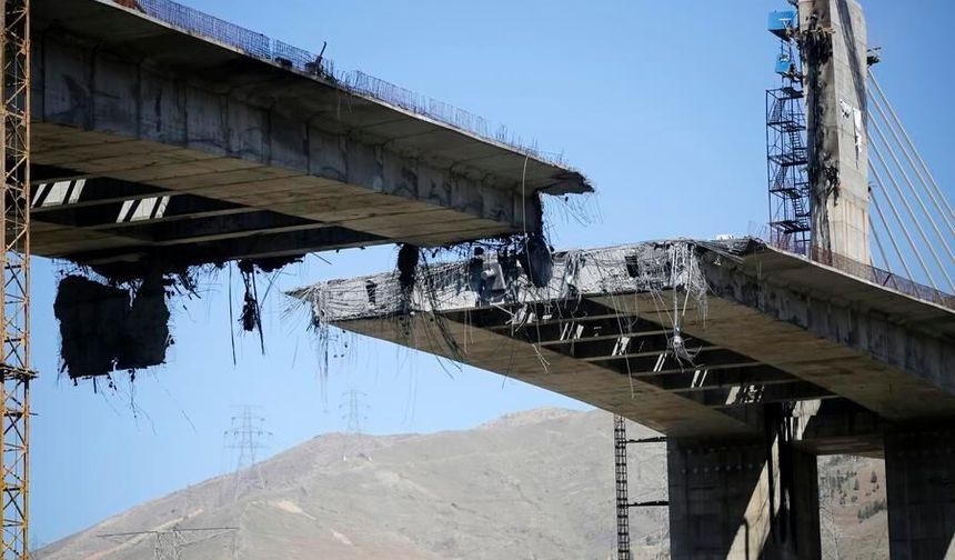 İran: B1 Köprüsü'ne düzenlenen ABD ve İsrail saldırısında ölü sayısı 13'e yükseldi