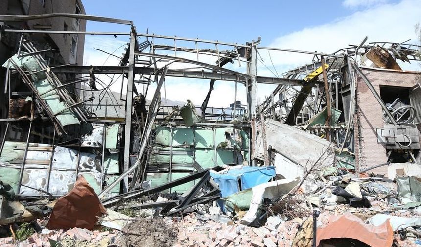 İranlı Bakan: ABD ve İsrail 30'dan fazla İran üniversitesine saldırı düzenledi