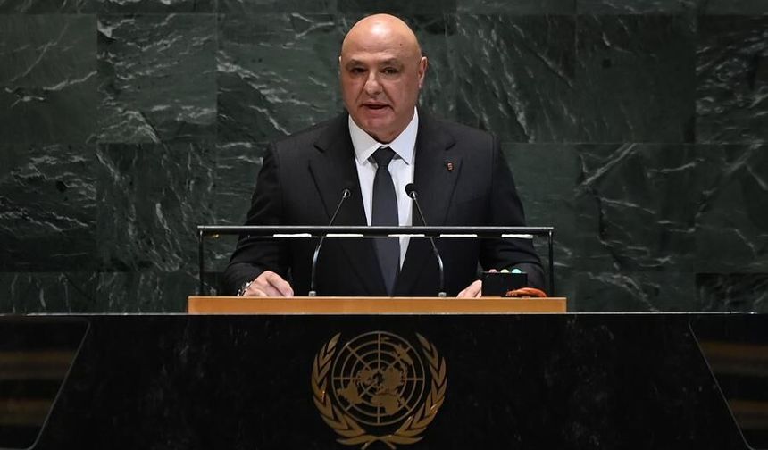 Lübnan Cumhurbaşkanı: İsrail ile onur kırıcı bir anlaşmayı kabul etmeyeceğiz