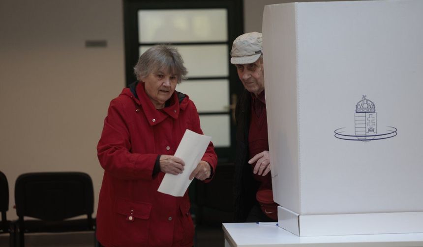Macaristan'da halk parlamento seçimleri için sandık başında