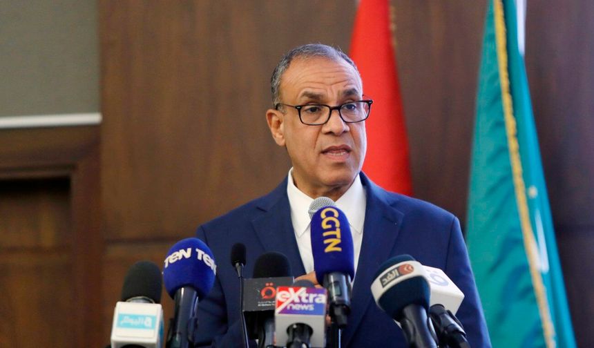 Mısır Dışişleri Bakanı, İranlı ve Katarlı mevkidaşlarıyla bölgesel gerginliğin azaltılmasını görüştü