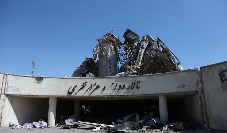 Tahran'daki Azadi Stadyumu ABD-İsrail saldırısı sonucu harabeye döndü