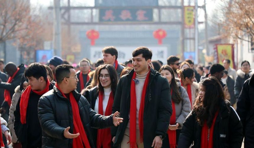 Xinhua Enstitüsü Raporu: Çin, Küresel Eğitim Pazarının Yeni Büyüme Odağı Haline Geldi