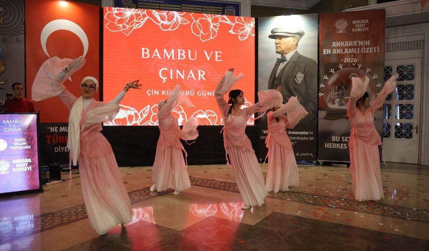 Ankara'da düzenlenen Çin Kültürü Günü etkinliği 'Bambu ve Çınar' üniversite öğrencilerinden büyük ilgi gördü