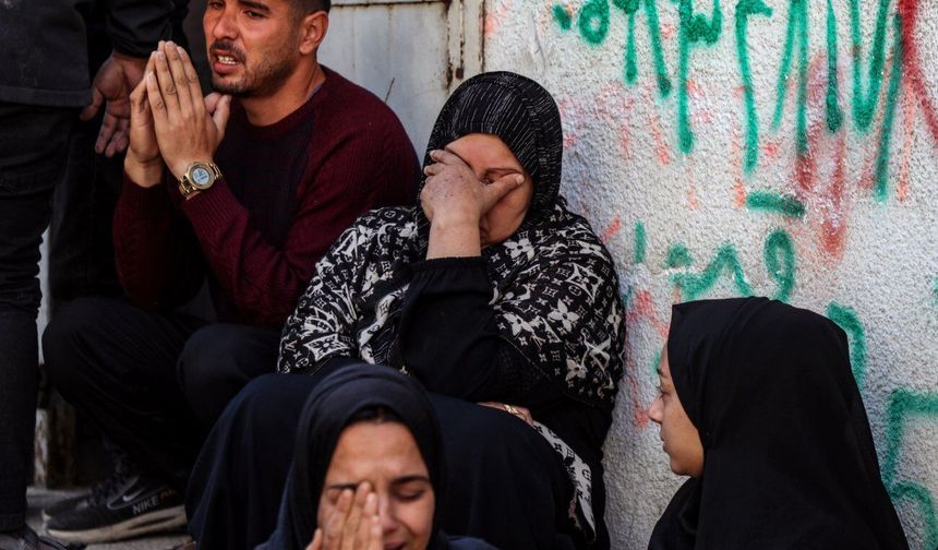 İsrail, Gazze'nin güneyini vurdu: 3 Filistinli hayatını kaybetti