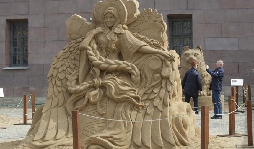 Rusya'da 22. Uluslararası Kumdan Heykel Festivali başladı