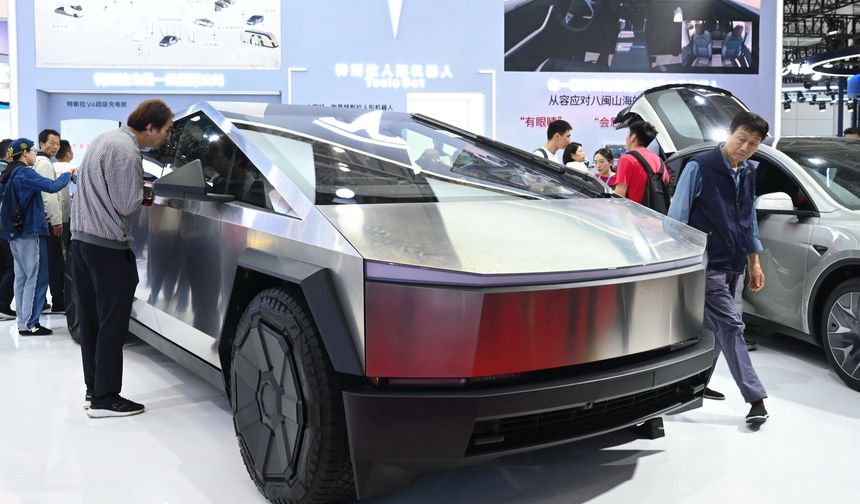 Tesla, geri görüş kamerası sorunu nedeniyle ABD'deki yaklaşık 219.000 aracı geri çağırdı