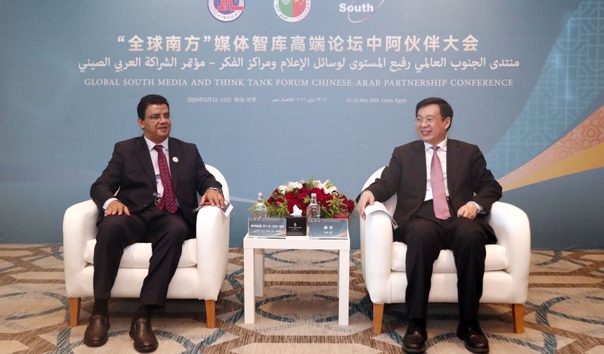 Xinhua Başkanı, İİT Haber Ajansları Birliği Genel Müdürü ile görüştü