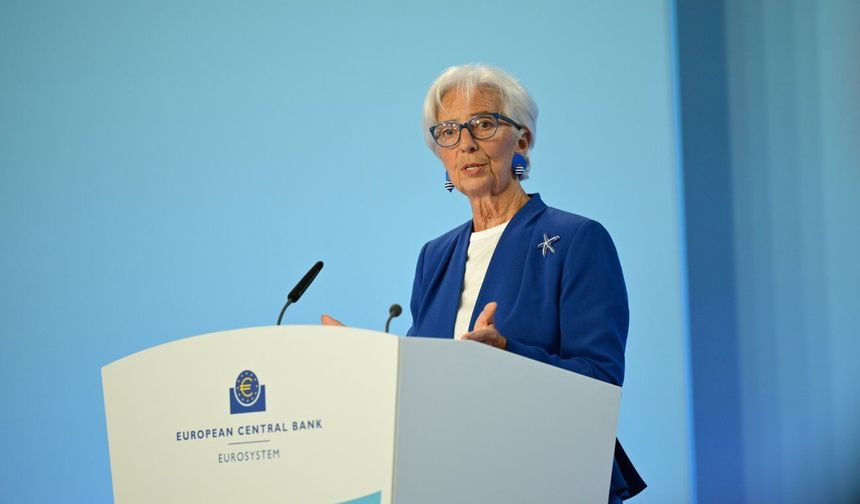 Avrupa Merkez Bankası yaklaşık üç yılın ardından ilk kez faiz oranlarını artırdı