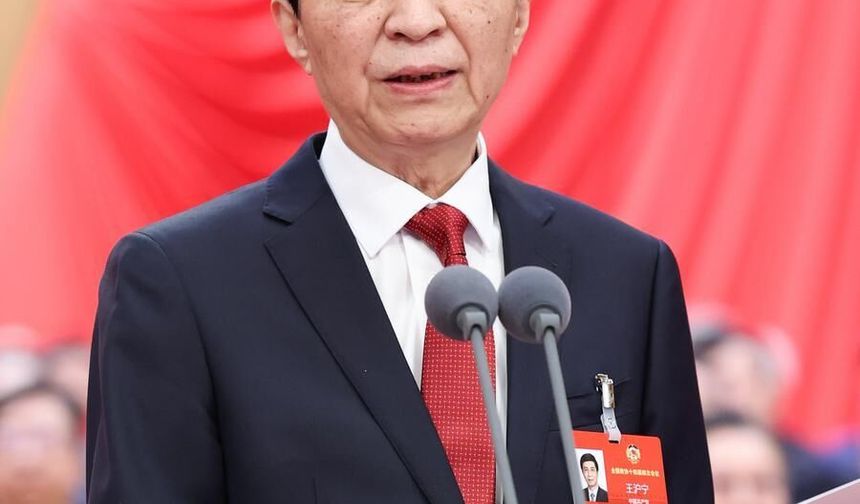 Çin'in en üst düzey siyasi danışmanı: Taiwan Boğazı'nın iki yakası arasındaki ilişkiler barışçıl şekilde geliştirilmeli