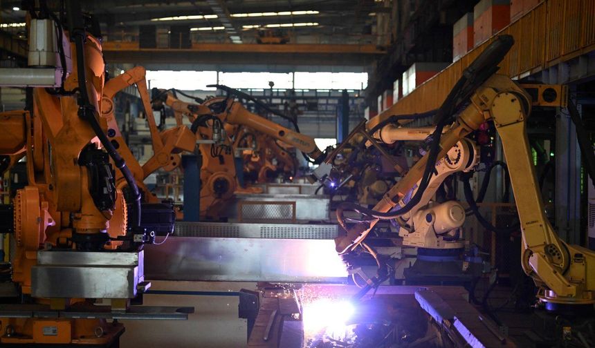 Çin'in sanayi üretimi ilk beş ayda yüzde 5,4 arttı