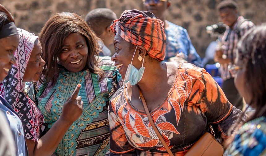 Kongo'da Ebola virüsüne yakalanan hasta iyileşerek taburcu edildi