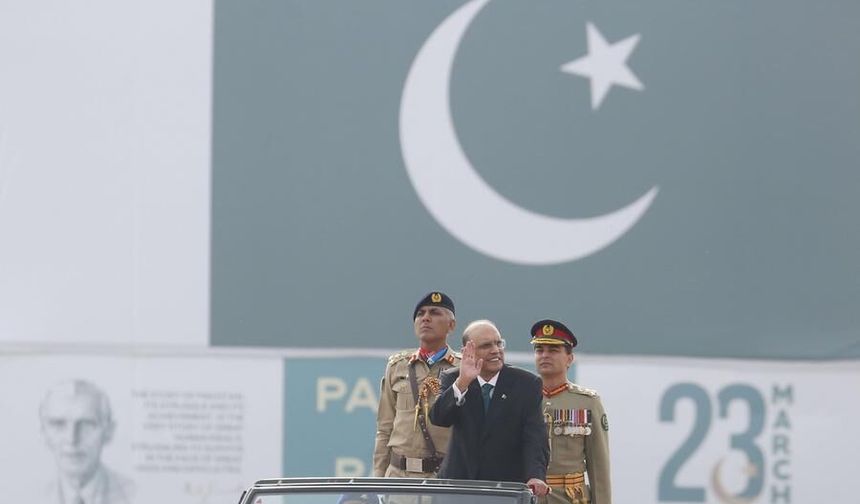 Pakistan Cumhurbaşkanı: İran-ABD mutabakat zaptını memnuniyetle karşılıyoruz