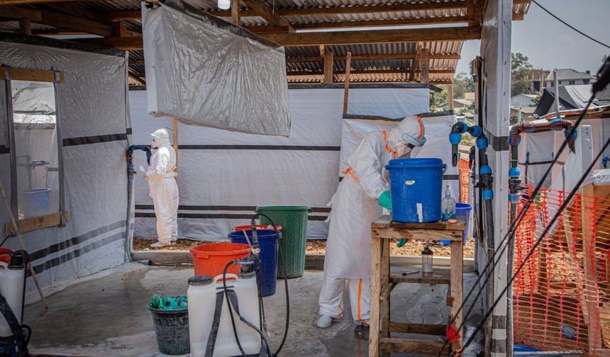 BM: Kongo'da yerinden edilmiş kişilerin kaldığı kamplardaki koşullar Ebola riskini artırıyor