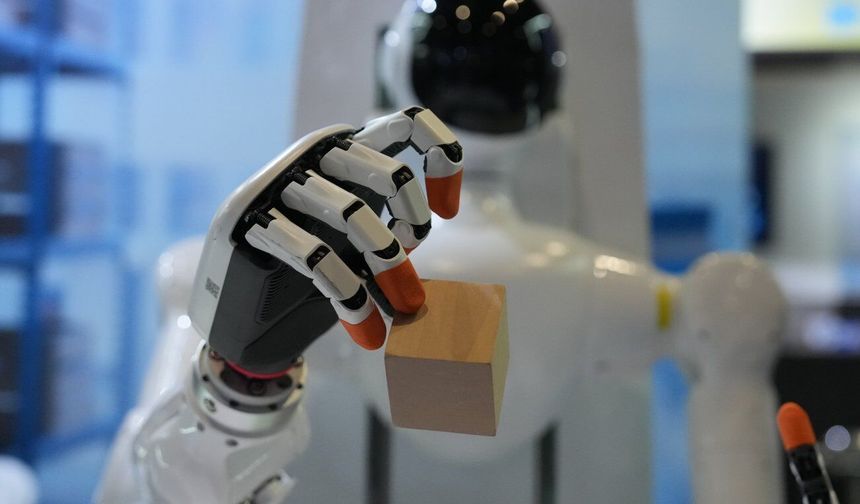 Çin: ABD Federal İletişim Komisyonu'nun güç invertörü ve robotik cihaz kararı Çin ürünlerine karşı ayrımcılık