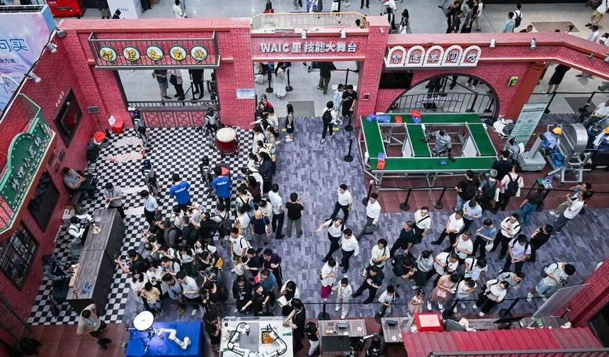 Çin Cumhurbaşkanı Xi, 2026 Dünya Yapay Zeka Konferansı'nın açılış törenine katılacak