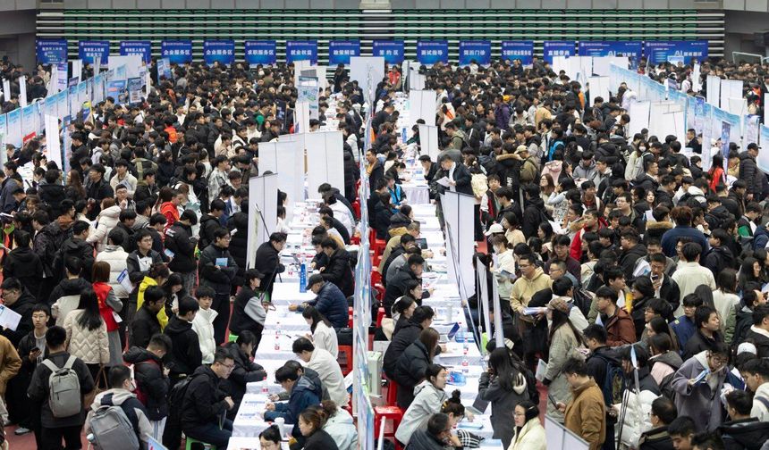 Çin, yılın ilk yarısında 6,95 milyon yeni kentsel istihdam yarattı