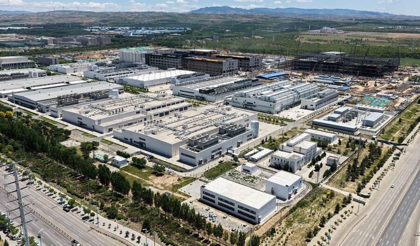 Çin'de merkezi KİT'lerin Ar-Ge yatırımları ilk yarıda yüzde 3,8 arttı